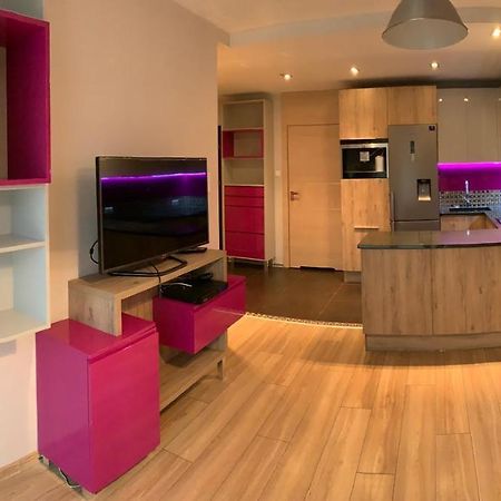 Apartament One Ogrodek I Parking ゴジュフ・ヴィエルコポルスキ エクステリア 写真