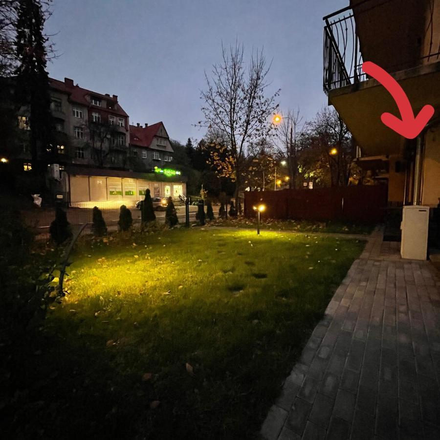 Apartament One Ogrodek I Parking ゴジュフ・ヴィエルコポルスキ エクステリア 写真